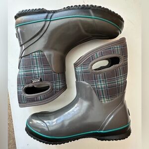 Bogs Gray and Plaid Winter Rain Muck Boots